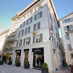 At Famous Storchengasse - Stork 45 Apartment *